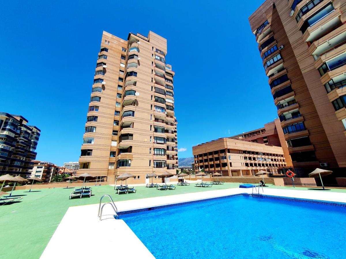Marina Tower Apartment Fuengirola Luaran gambar